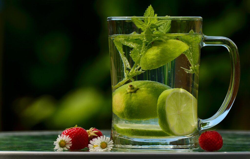 drink, lime, water, cup, lime water, detox, detox water, nature, lemon balm, strawberries, fruits, glass, beverage, refreshment, thirst, wellness, organic, natural